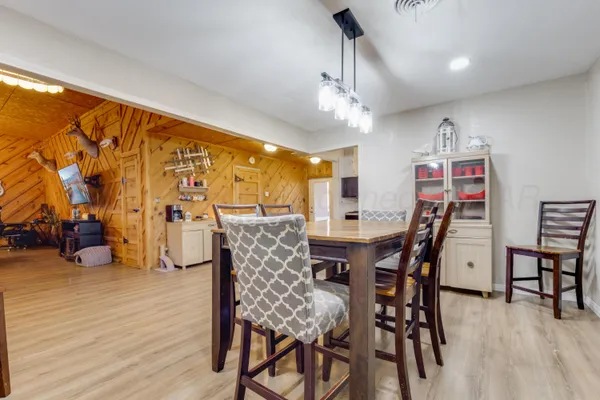 $295,000 | 6020 Highway 87, Dumas, TX 79029