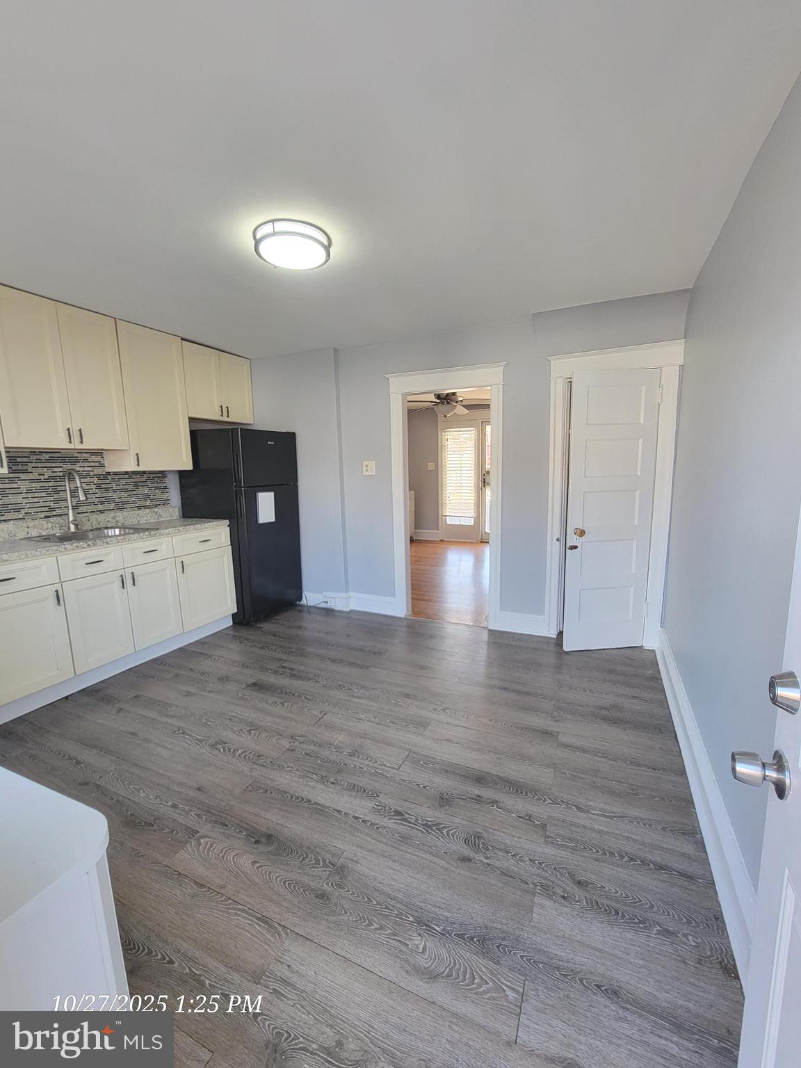 2061 Independence Street Philadelphia, PA 19138 - Photo 5 of 22 Kitchen