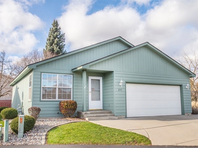 231 North Houk Road Spokane Valley, WA 99216 - Photo 1 of 18