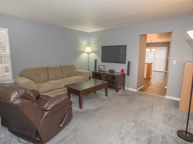 231 North Houk Road Spokane Valley, WA 99216 - Photo 3 of 18
