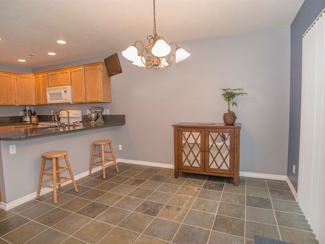 231 North Houk Road Spokane Valley, WA 99216 - Photo 8 of 18