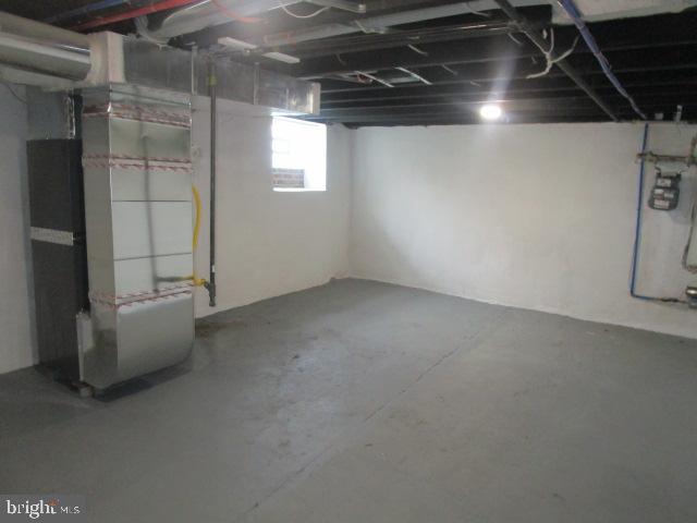 542 Magee Avenue Philadelphia, PA 19111 - Photo 16 of 17