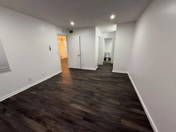 $2,100 | 1200 Southwest 124th Terrace, Unit 405, Pembroke Pines, FL 33027