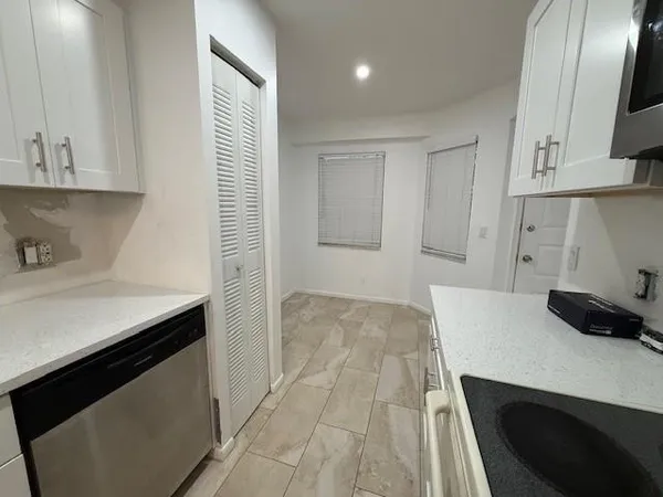 $2,100 | 1200 Southwest 124th Terrace, Unit 405, Pembroke Pines, FL 33027