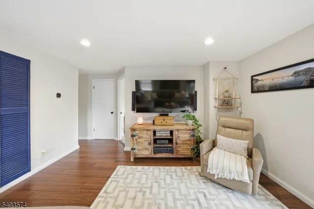 $550,000 | 64 Highland Trail, Denville, NJ 07834