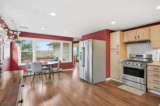 $550,000 | 64 Highland Trail, Denville, NJ 07834