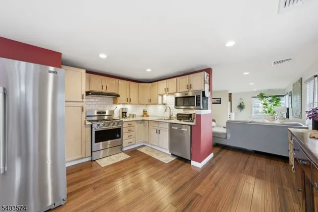 $550,000 | 64 Highland Trail, Denville, NJ 07834