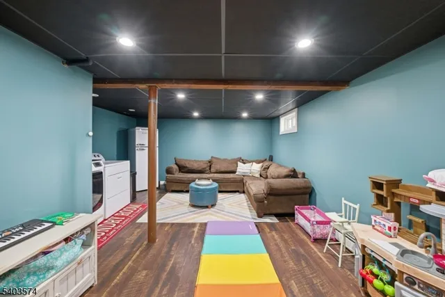 $550,000 | 64 Highland Trail, Denville, NJ 07834