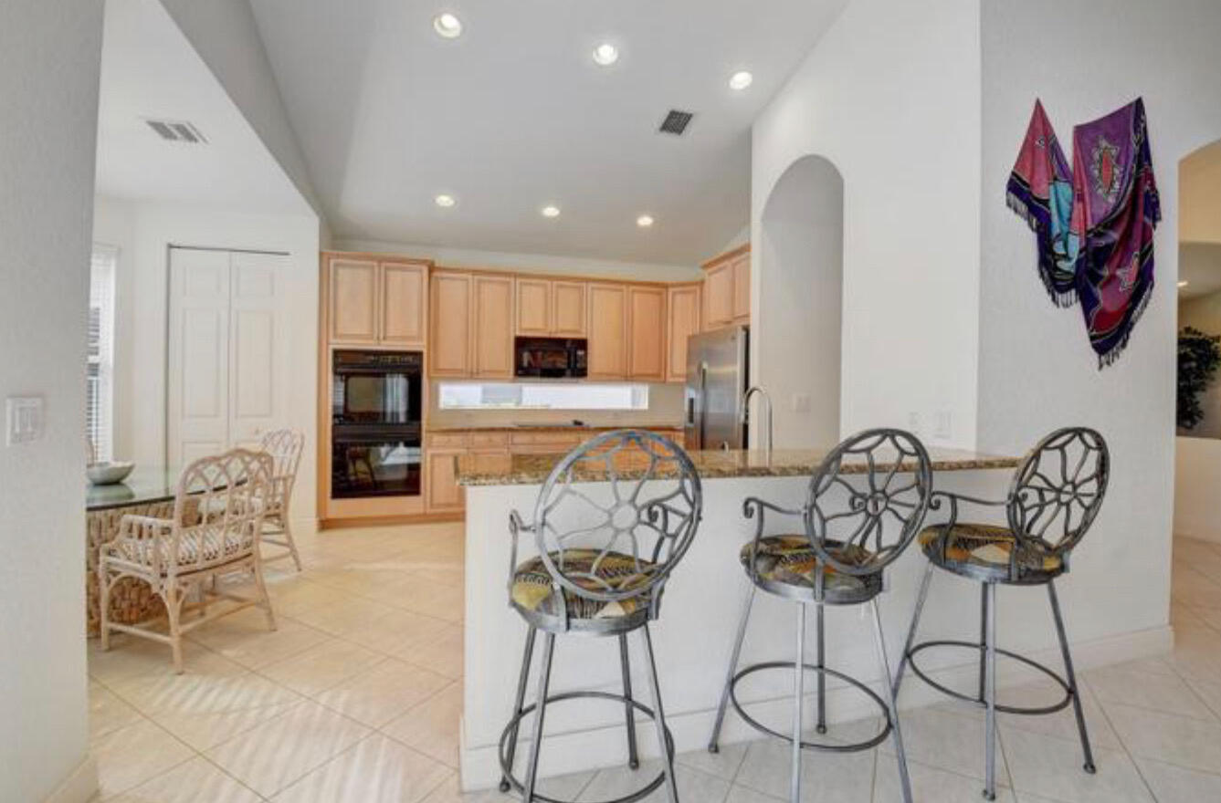 19305 Skyridge Circle Boca Raton, FL 33498 - Photo 8 of 30 IMG-8248