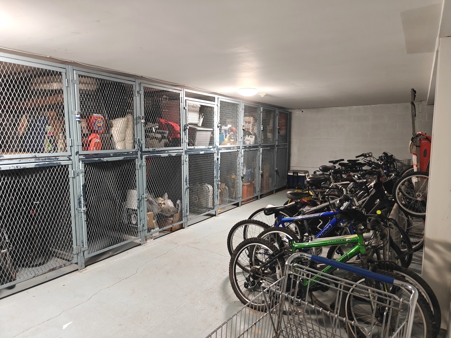 4721 St Joseph Creek Road, Unit 5F Lisle, IL 60532 - Photo 16 of 19 a view of a room with gym equipment