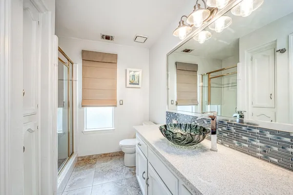 $1,290,000 | 10155 North Edgewood Drive, Fresno, CA 93720