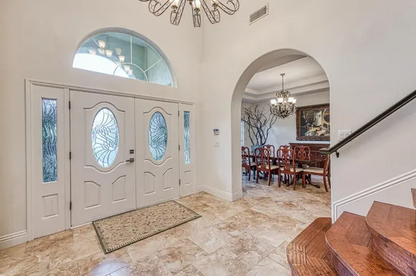 $1,290,000 | 10155 North Edgewood Drive, Fresno, CA 93720