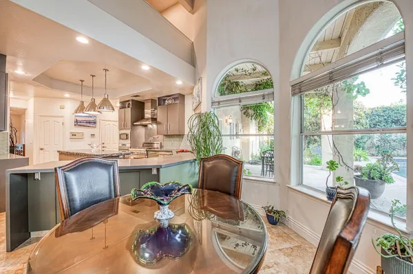 $1,290,000 | 10155 North Edgewood Drive, Fresno, CA 93720