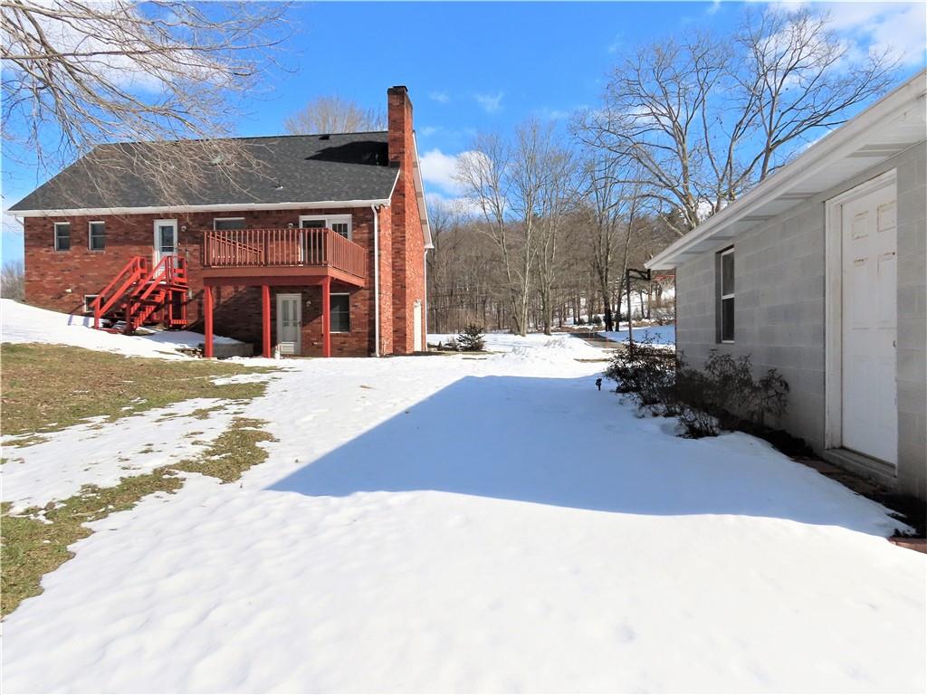 539 Mercer Road Beaver Falls, PA 15010 - Photo 4 of 25 Gallery Image 4