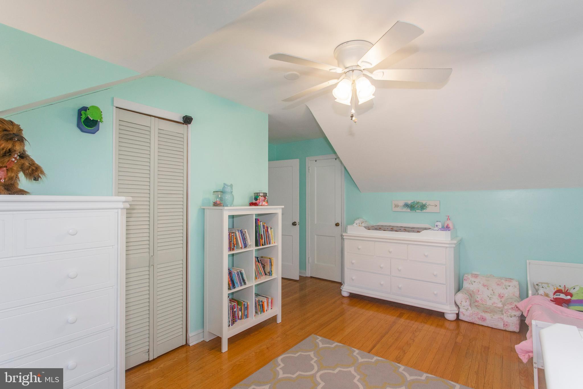 218 Fairhill Road Morton, PA 19070 - Photo 24 of 38 2nd Floor Bedroom #2 w/Walk-In Closet