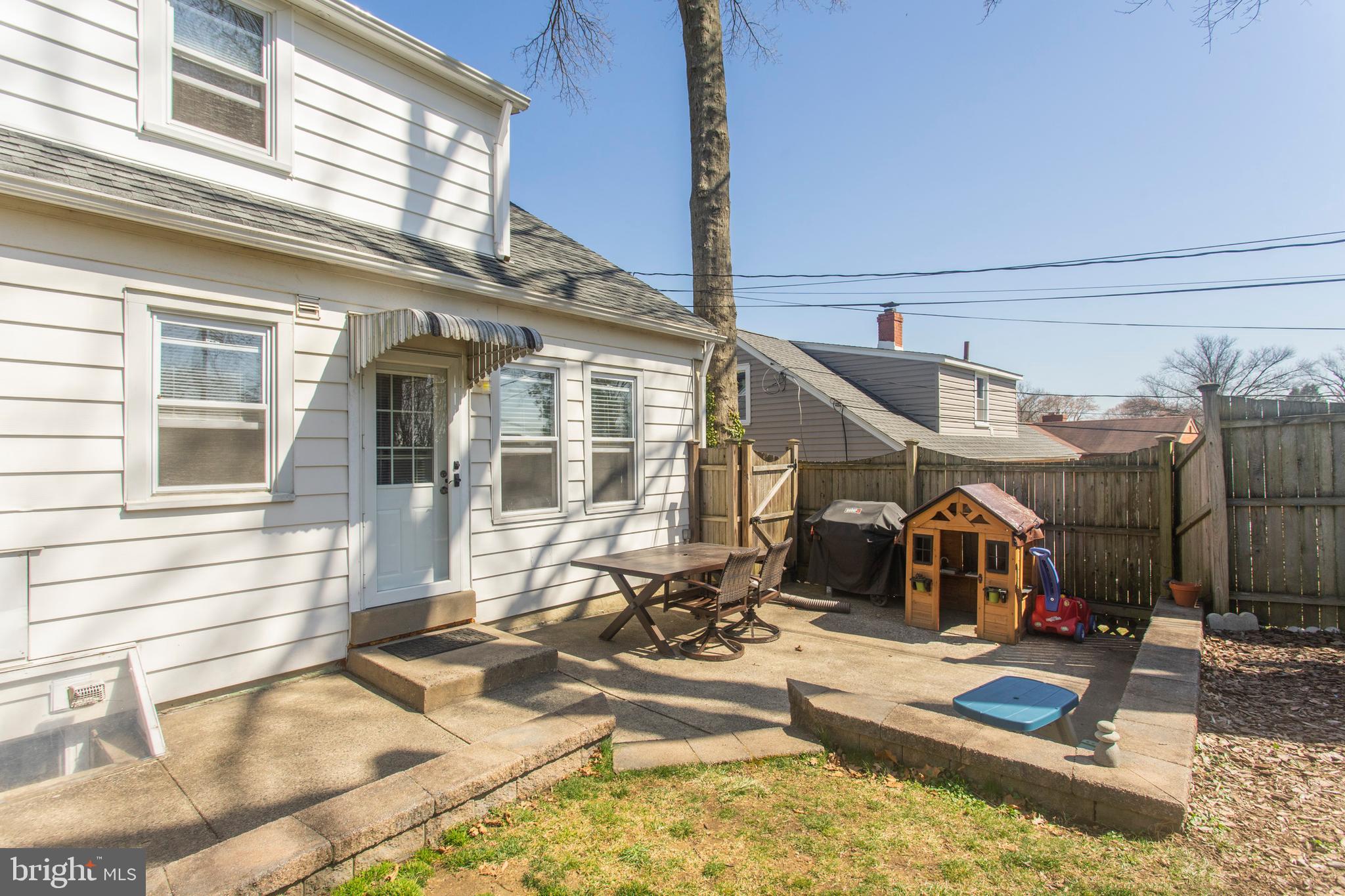 218 Fairhill Road Morton, PA 19070 - Photo 34 of 38 Fenced-In Backyard w/ Patio