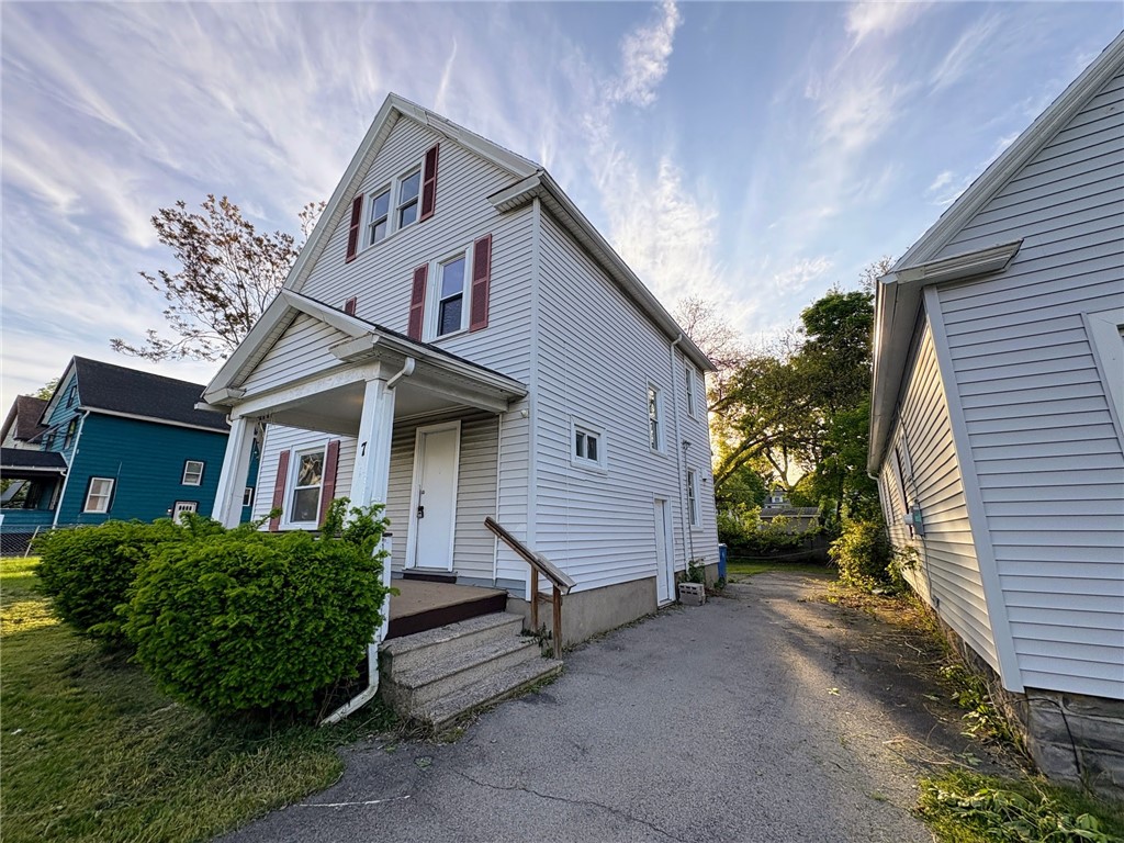 7 Herbert Street Rochester, NY 14621 - Photo 3 of 41