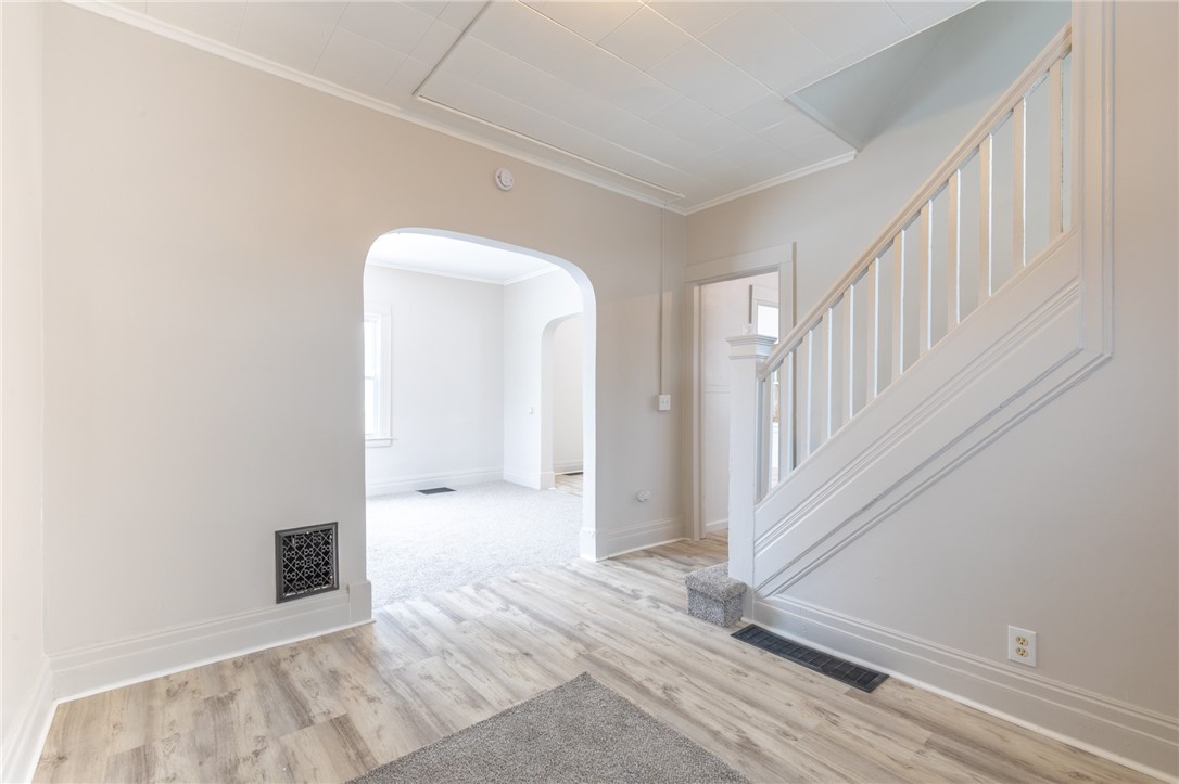 7 Herbert Street Rochester, NY 14621 - Photo 4 of 41