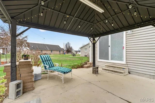 $200,000 | 103 South Hull Street, Aviston, IL 62216