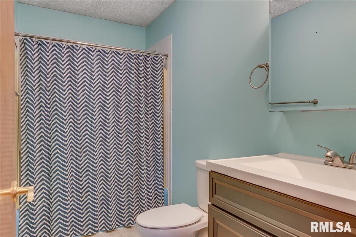12 St Marys Court Springfield, IL 62702 - Photo 11 of 30