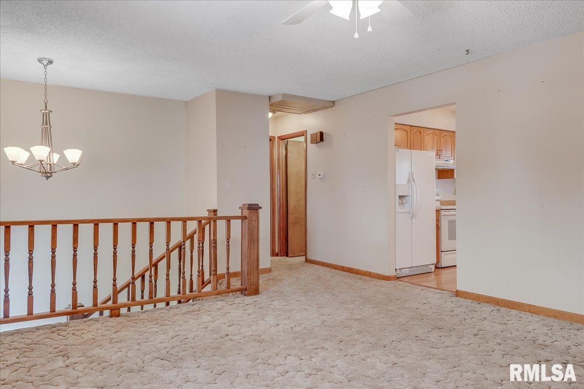 12 St Marys Court Springfield, IL 62702 - Photo 5 of 30