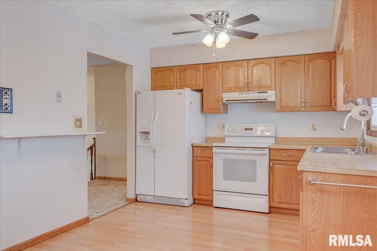 12 St Marys Court Springfield, IL 62702 - Photo 9 of 30