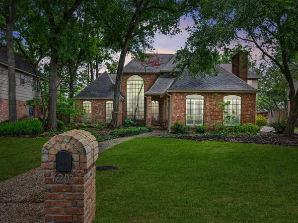 $425,000 | 6207 Sandypine Drive, Spring, TX 77379