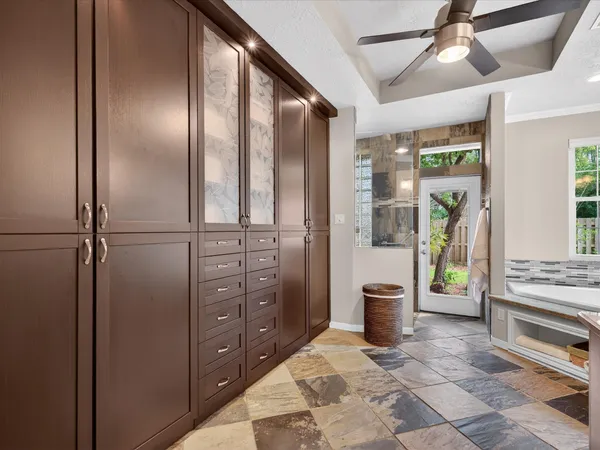 $425,000 | 6207 Sandypine Drive, Spring, TX 77379