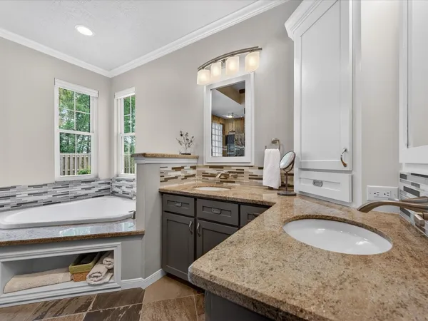 $425,000 | 6207 Sandypine Drive, Spring, TX 77379