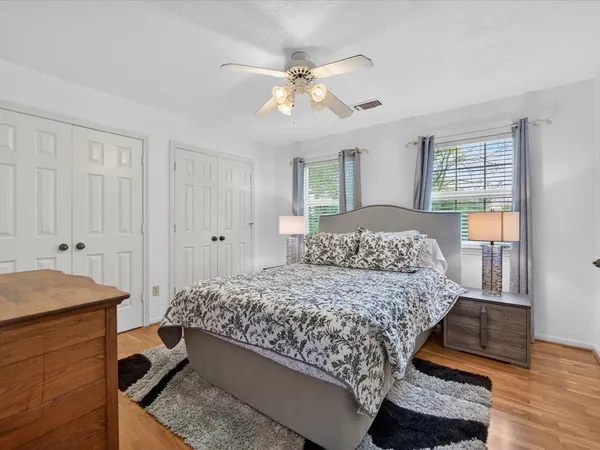 $425,000 | 6207 Sandypine Drive, Spring, TX 77379