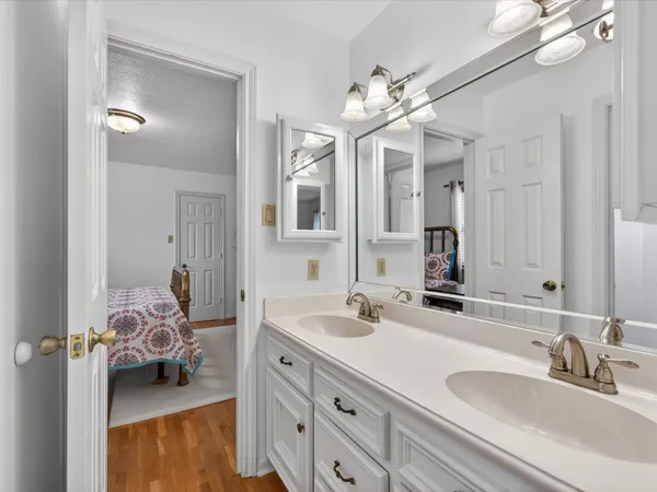 $425,000 | 6207 Sandypine Drive, Spring, TX 77379