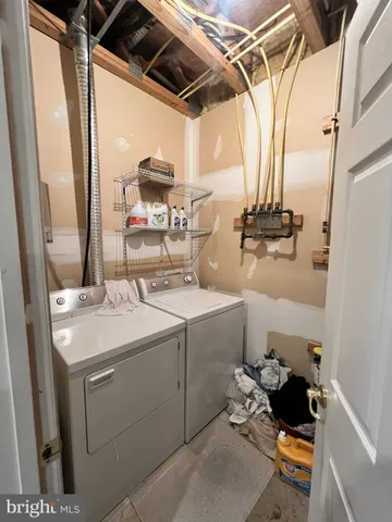 $3,450 | 8356 Millom Court, Lorton, VA 22079