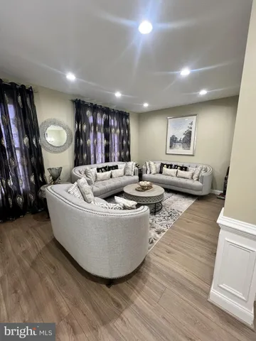 $3,450 | 8356 Millom Court, Lorton, VA 22079