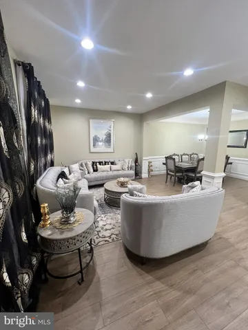 $3,450 | 8356 Millom Court, Lorton, VA 22079