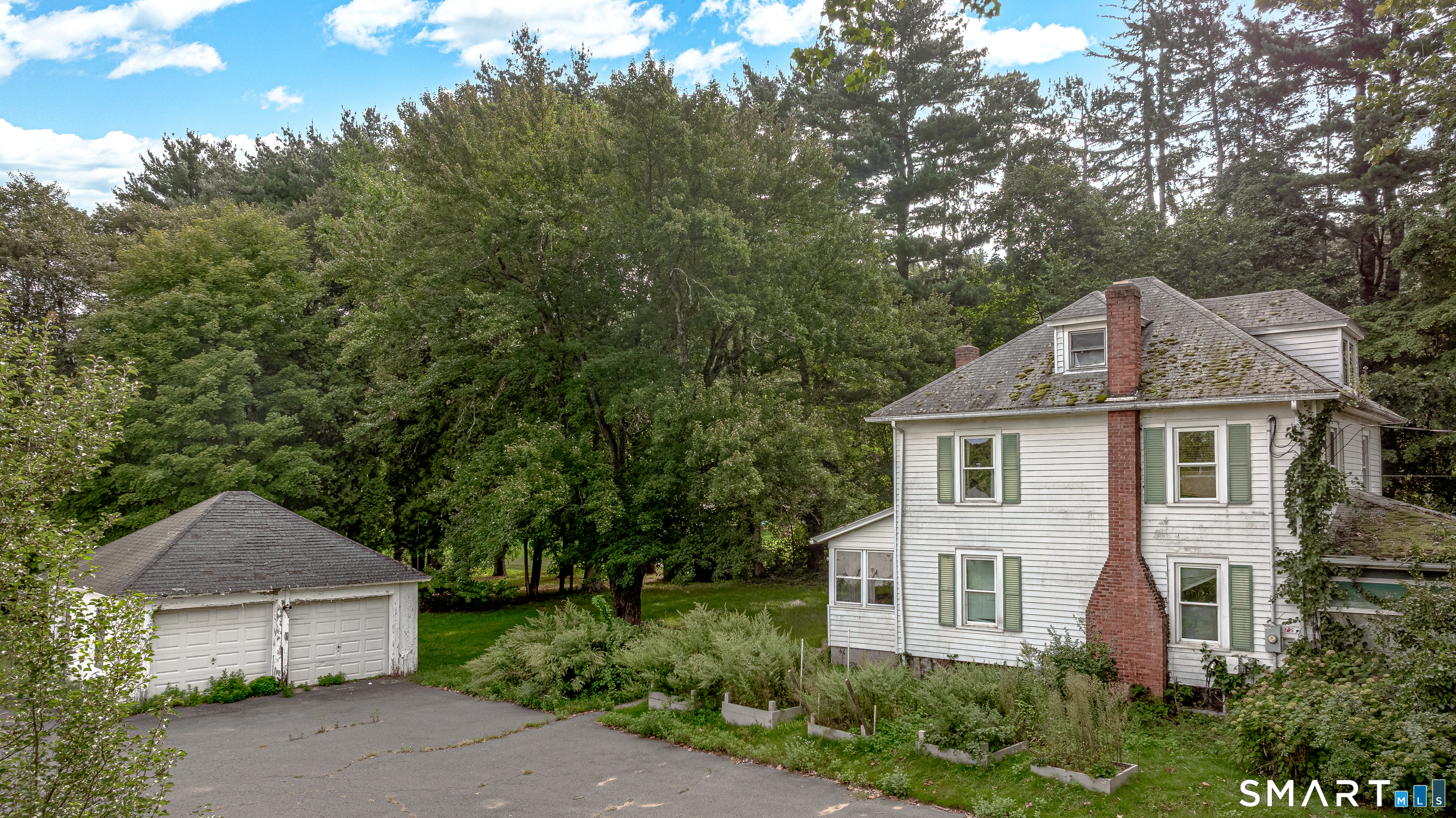 66 Hartford Road Simsbury, CT 06070 - Photo 3 of 39 Gallery Image 3