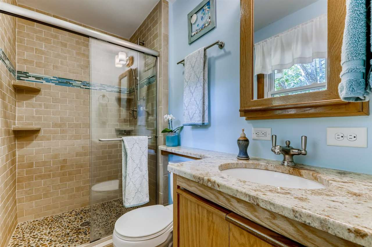 1405 Geneva Street Raleigh, NC 27606 - Photo 11 of 30 Ensuite owner's bathroom