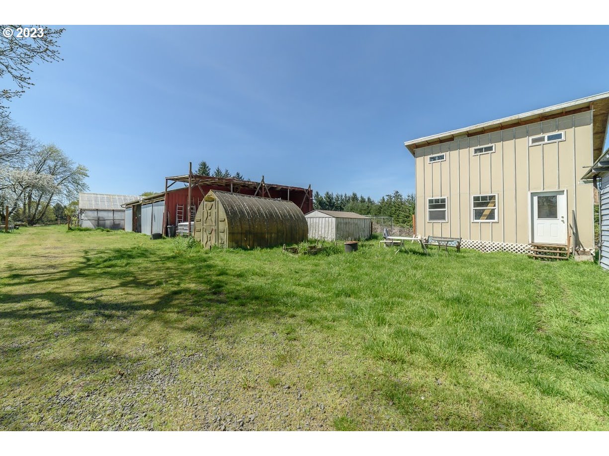 30031 Collins Road Junction City, OR 97448 - Photo 15 of 34 Gallery Image 15