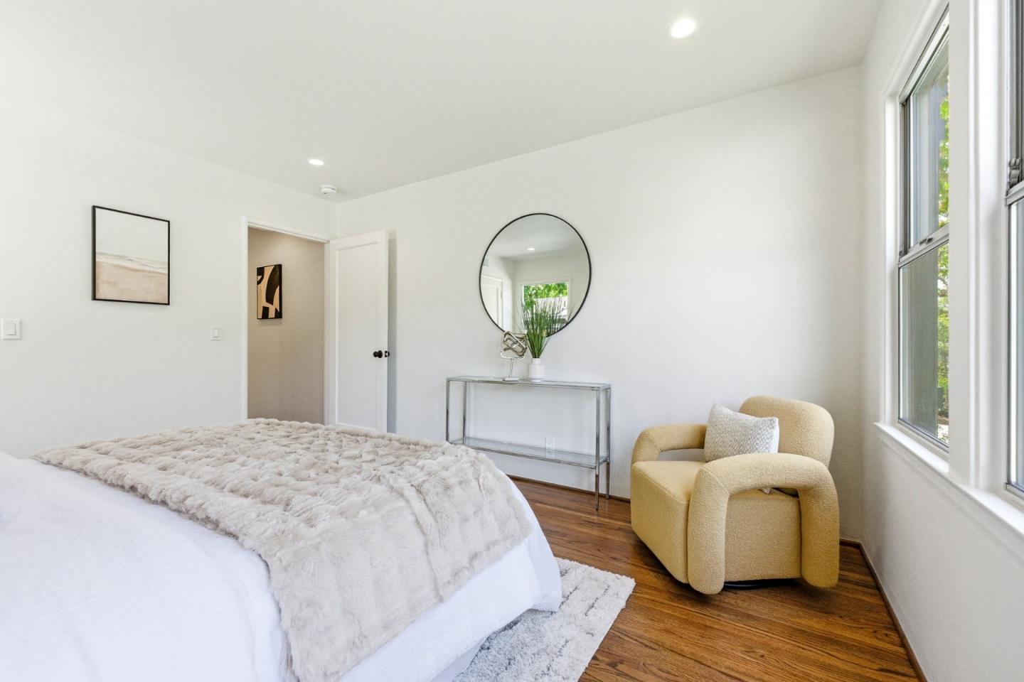 2351 Louis Road Palo Alto, CA 94303 - Photo 20 of 42