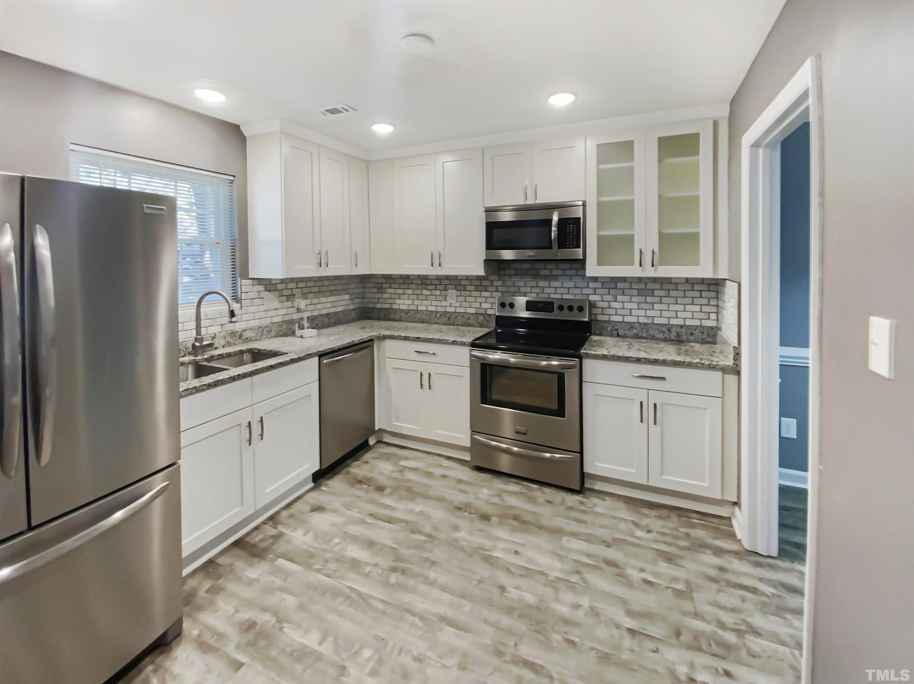 6513 New Market Way Raleigh, NC 27615 - Photo 8 of 19