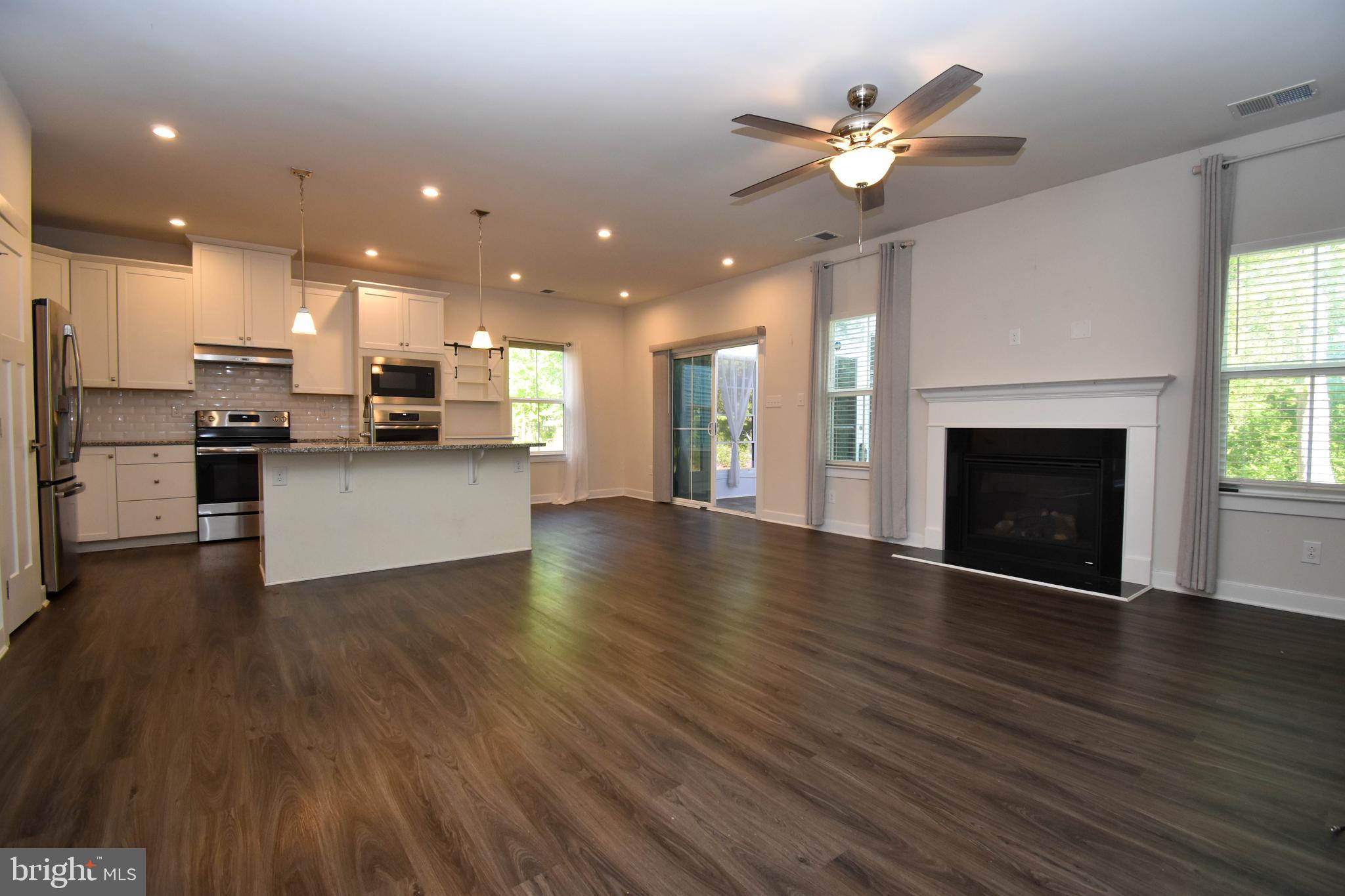 36611 Red Cedar Loop, Unit 19 Ocean View, DE 19970 - Photo 10 of 35 Living Area