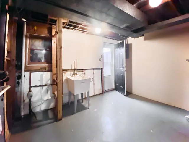 a view of a storage & utility room