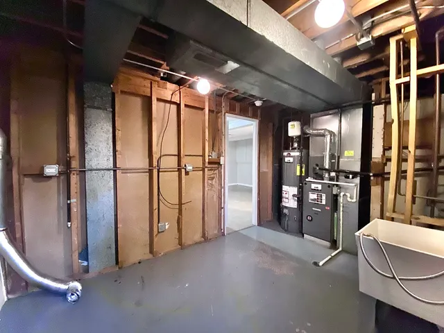 a view of a storage & utility room