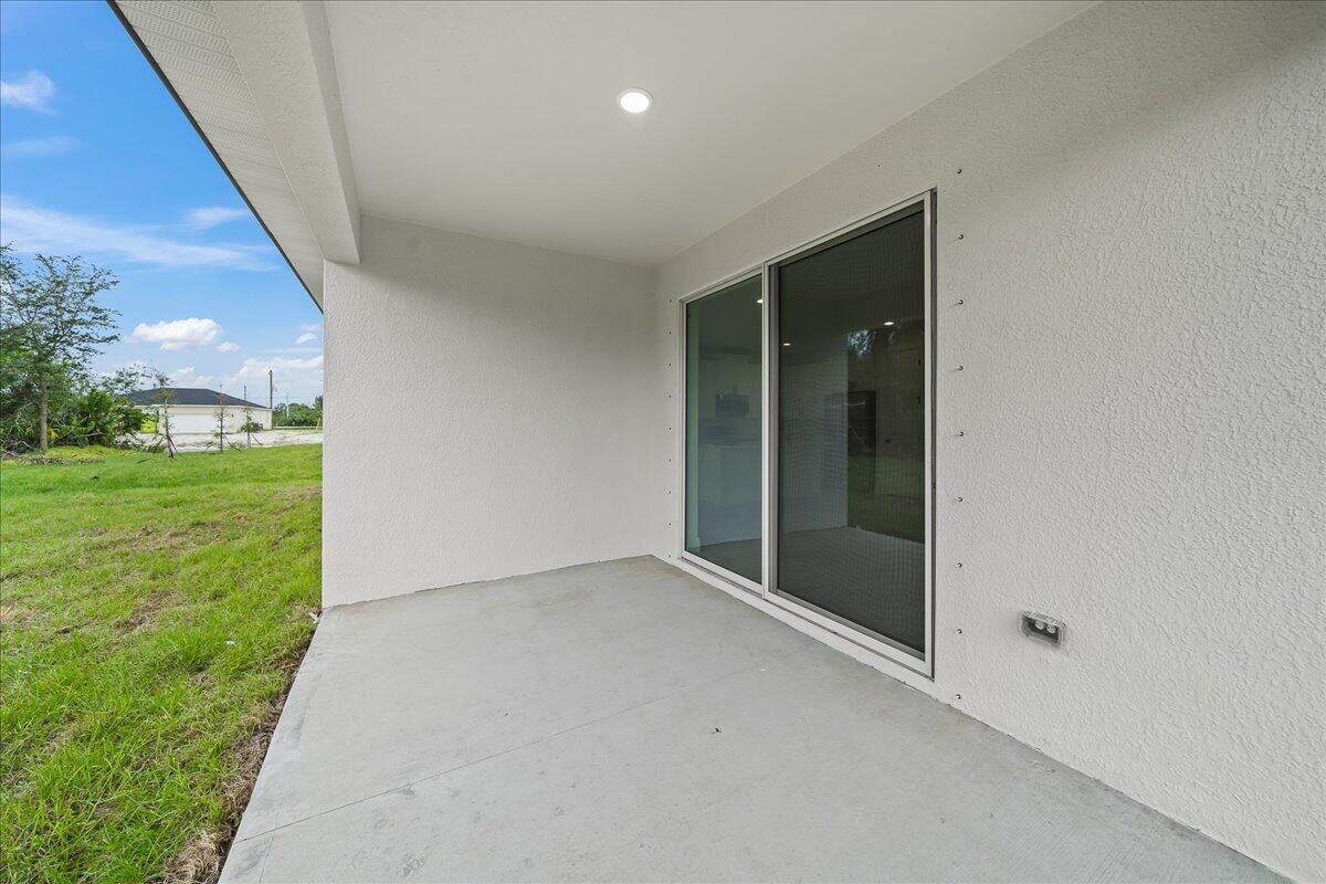 911 Echo Street Fort Pierce, FL 34982 - Photo 29 of 32 30-untitled-32