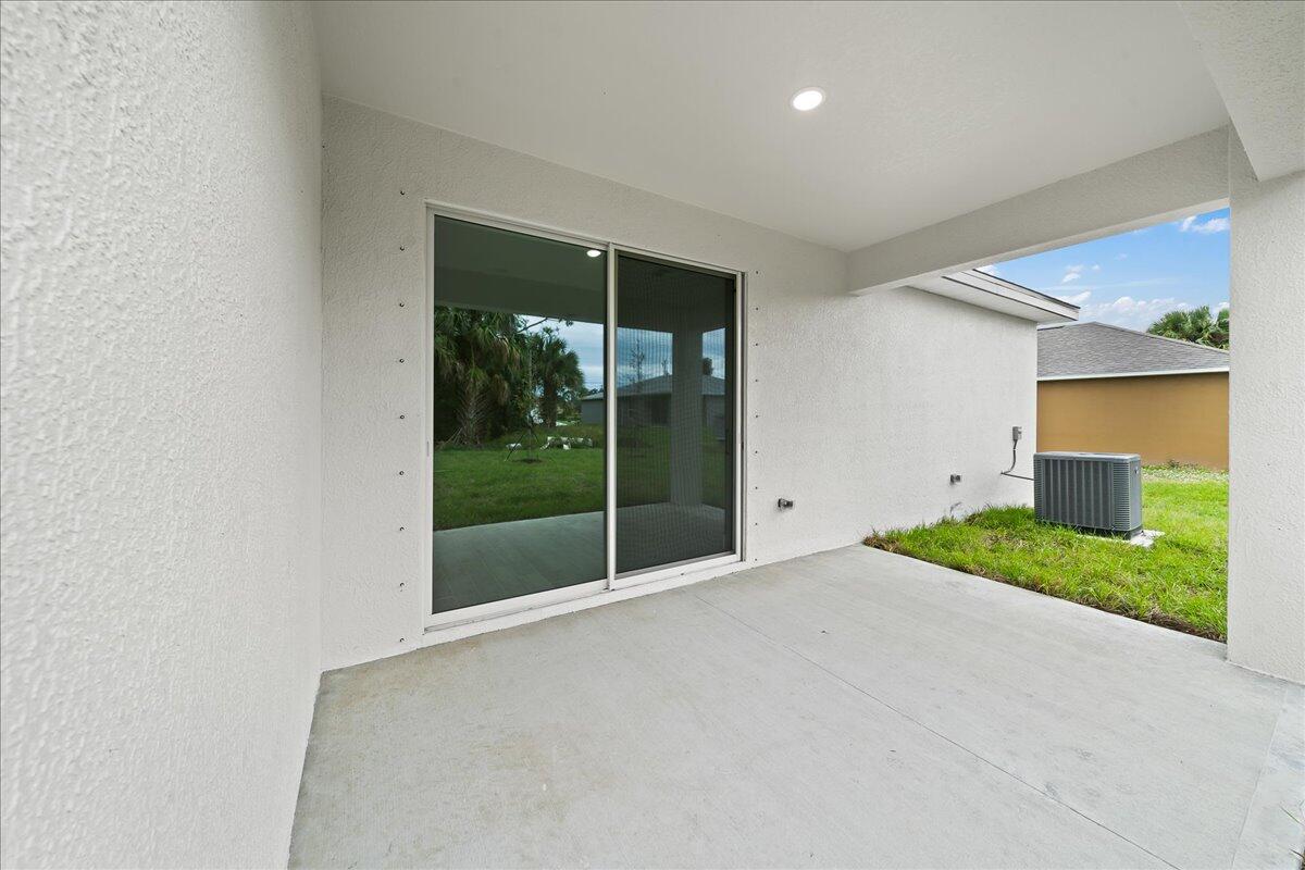 911 Echo Street Fort Pierce, FL 34982 - Photo 30 of 32 31-untitled-33