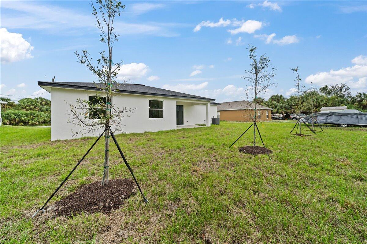 911 Echo Street Fort Pierce, FL 34982 - Photo 31 of 32 32-untitled-34