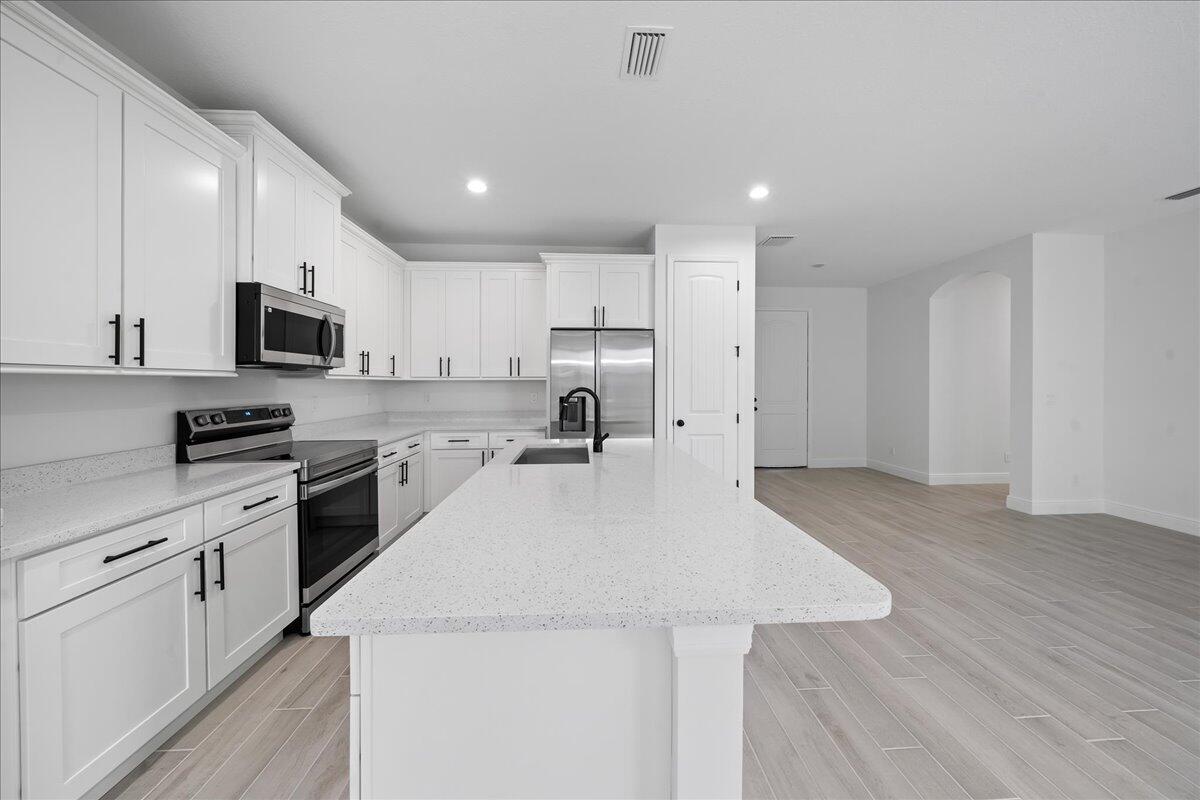 911 Echo Street Fort Pierce, FL 34982 - Photo 4 of 32 14-untitled-16
