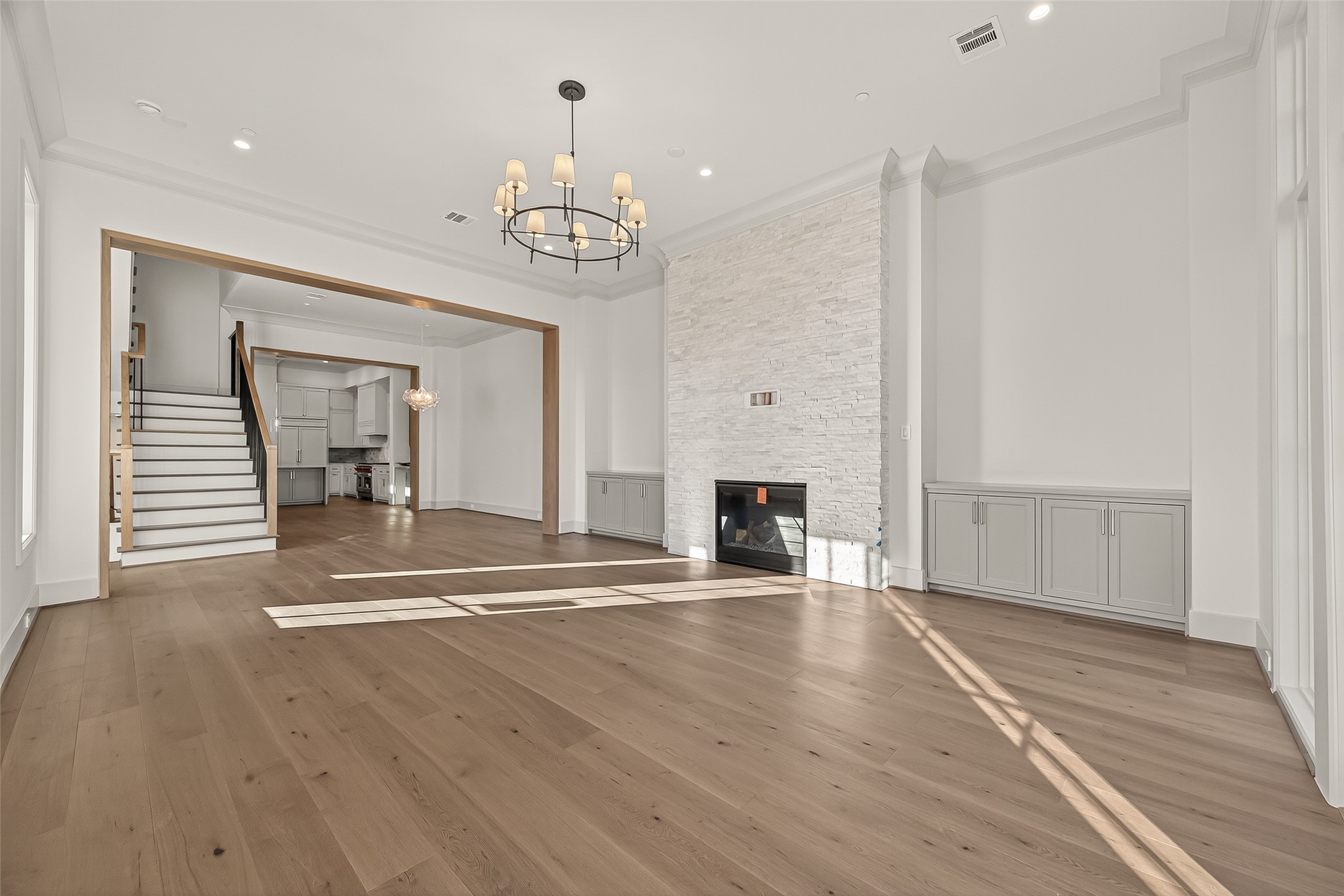 1213 West Pierce Street Houston, TX 77019 - Photo 3 of 20