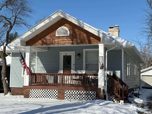 $153,000 | 934 West Douglas Avenue, Jacksonville, IL 62650