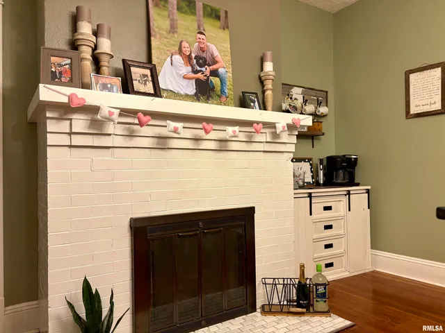 $153,000 | 934 West Douglas Avenue, Jacksonville, IL 62650