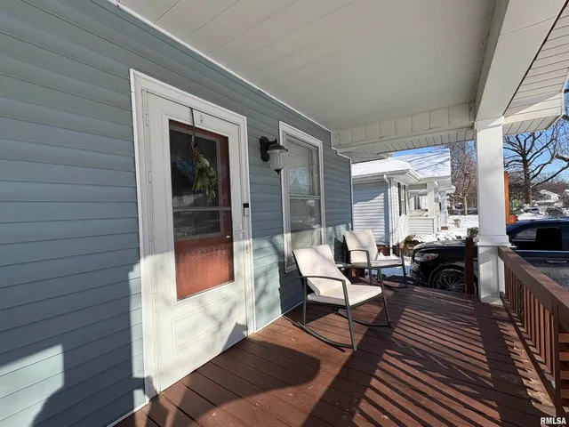 $153,000 | 934 West Douglas Avenue, Jacksonville, IL 62650